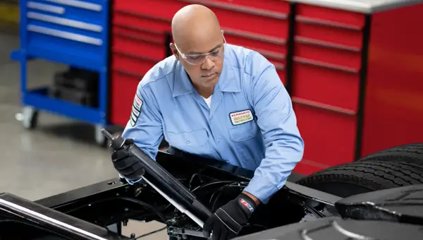 Image of a mechanic working